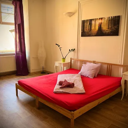 Privatunterkunft 3 Min Walk Old Town Center Private C