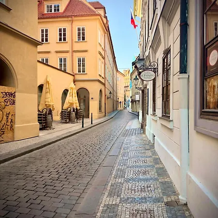 Privatunterkunft 3 Min Walk Old Town Center Private C